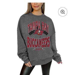NWT NFL Tampa bay buccaneers sweater